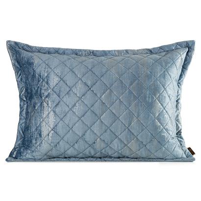 Poszewka dekoracyjna BLINK43 50x70 Eurofirany niebieska welwetowa pikowana błyszczący nadruk