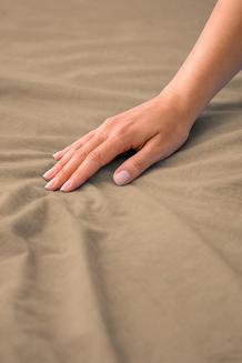 Prześcieradło bawełniane bez gumki 220x240 noris ciemnobeżowe