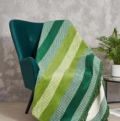 Koc bawełniano-akrylowy 150x200 zielony butelkowy biały w pasy zygzaki