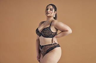 Biustonosz z koronką Semi Soft AV 2132 półusztywniany czarny panterka