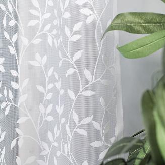 Firanka żakardowa gotowa na żabki ZUZANNA 300x160 biała