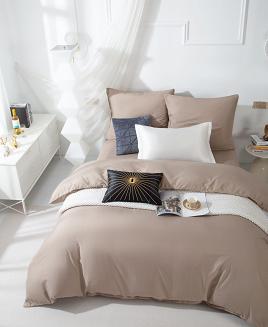 Pościel Queen 160x200 beżowa ze złotą lamówką bizą
