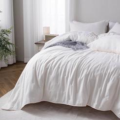 Narzuta dekoracyjna fakturowana Dotta 240x220 kremowa z haftem kropek