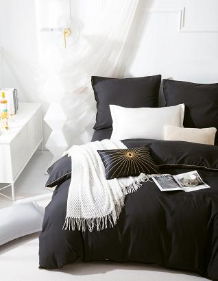 Pościel Queen 160x200 czarna ze złotą lamówką bizą