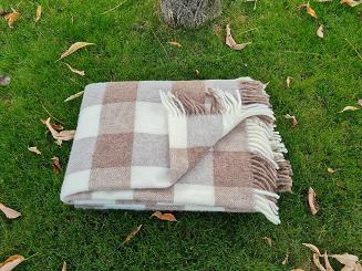 Koc wełniany z frędzlami 150x200 wełna nowozelandzka krata szachownica brązowa ekri