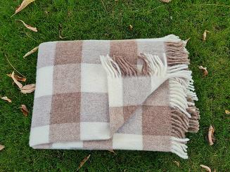 Koc wełniany z frędzlami 150x200 wełna nowozelandzka krata szachownica brązowa ekri