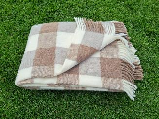 Koc wełniany z frędzlami 150x200 wełna nowozelandzka krata szachownica brązowa ekri