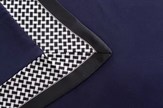 Pościel 160x200 jednobarwna granatowa wzorzysta plisa falbana