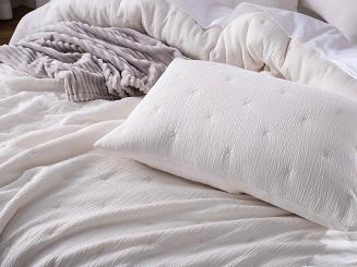 Narzuta dekoracyjna muślinowa struktura Stella 220x200 kremowa z haftem krzyżyków