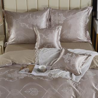 Ekskluzywna Pościel Atłasowa Z Haftem 160x200 AT015