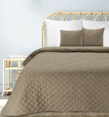 Narzuta dekoracyjna LEN 170x210 ciemnobeżowa pikowana w geometryczny wzór
