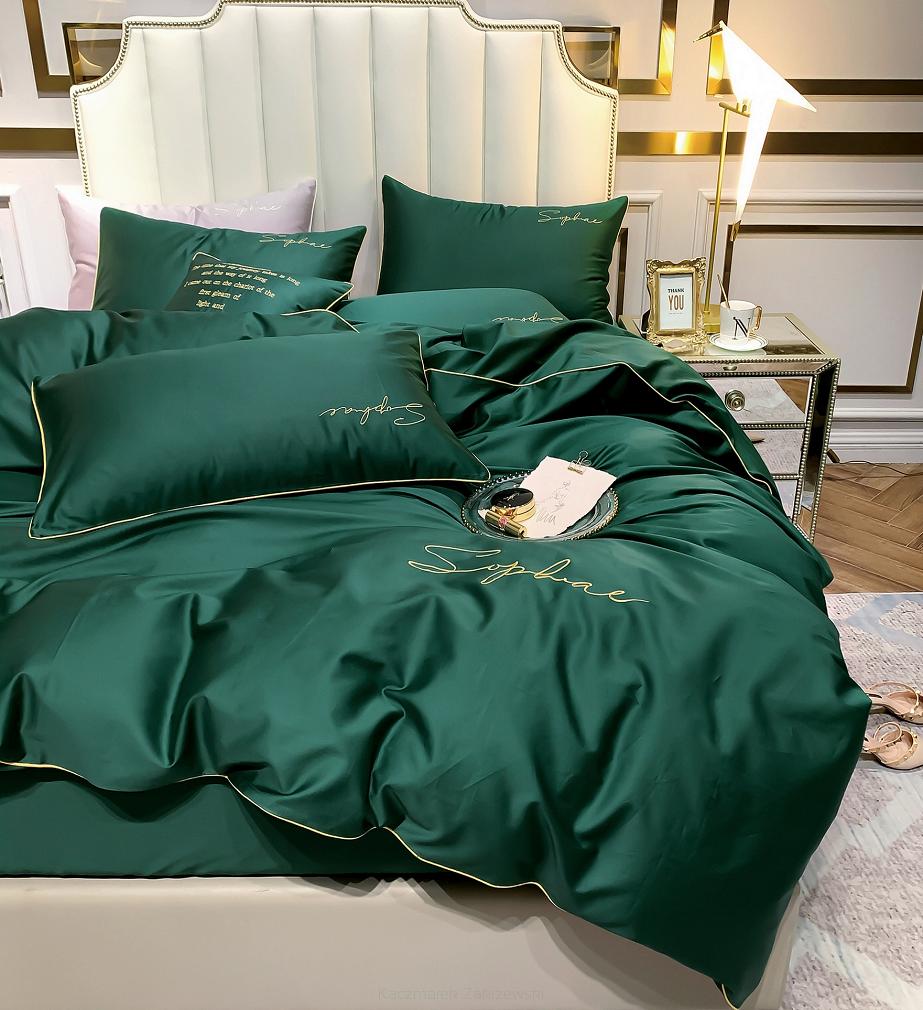 Pościel 200x220 butelkowa zieleń złoty haft satynowa lamówka