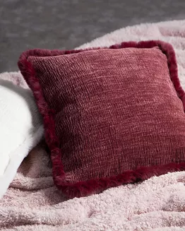 Poszewka dekoracyjna BLANCA 45x45 Eurofirany kremowa szenil i welwet futerko na brzegach