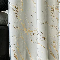 Zasłona gotowa na taśmie MARMA 140x250 pastelowy szary ze złotym nadrukiem
