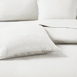 Narzuta dekoracyjna na fotel TRIO 75x150 pikowana kremowa