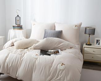 Jasna beżowa pościel dekoracyjna  na Halloween 160x200 CUTY DYNIE