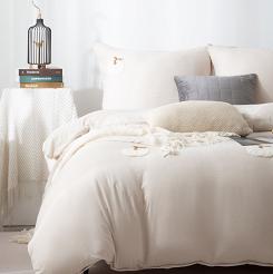 Jasna beżowa pościel dekoracyjna  na Halloween 160x200 CUTY DYNIE