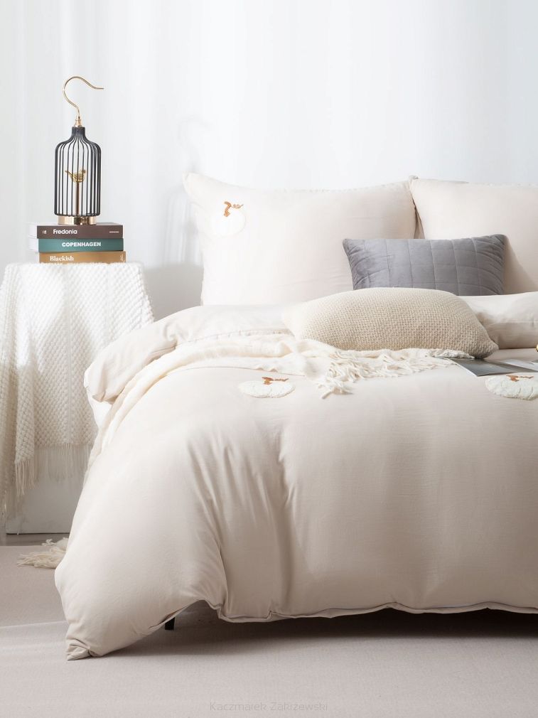 Jasna beżowa pościel dekoracyjna  na Halloween 160x200 CUTY DYNIE