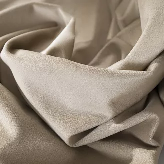 Zasłona gotowa na przelotkach BLACKOUT VELVET 140x240 ciemnobeżowa