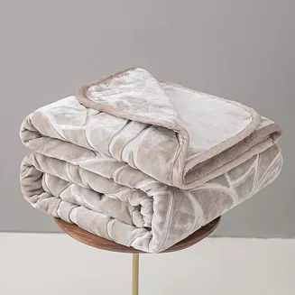 Koc akrylowy tłoczony LIV 200x220 gruby ciepły taupe
