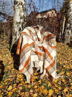 Koc wełniany z frędzlami 150x200 wełna nowozelandzka krata terakota beżowy ekri