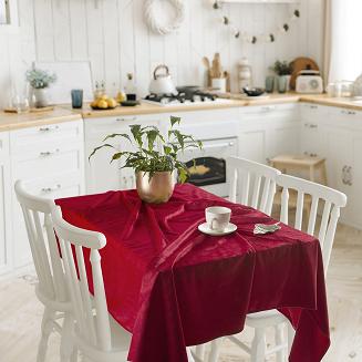 Obrus dekoracyjny SOFT 140x220 welurowy czerwony