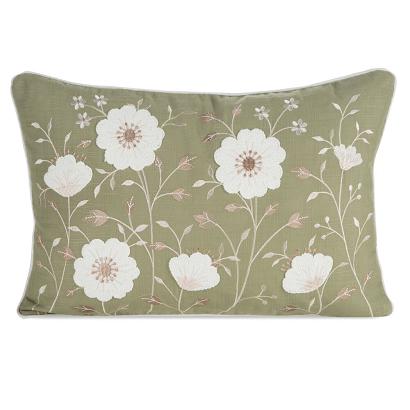 Poszewka dekoracyjna WIOSNA 35x50 Eurofirany zielona biała w haftowane kwiaty