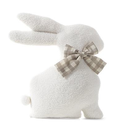 Poduszka dekoracyjna WIOSNA 27x40 Eurofirany jasnobeżowy wielkanocny zając z kokardą