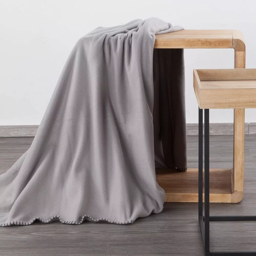 Koc narzuta POLAR 150x200 Design91 srebrny
