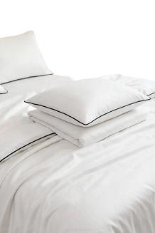 Pościel bambusowa 220x200 biała z czarną bizą