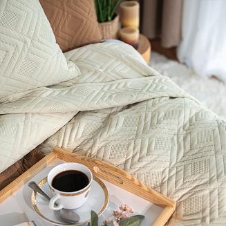 Narzuta dekoracyjna AVILA 170x210 pikowana wzór geomatryczny beżowa