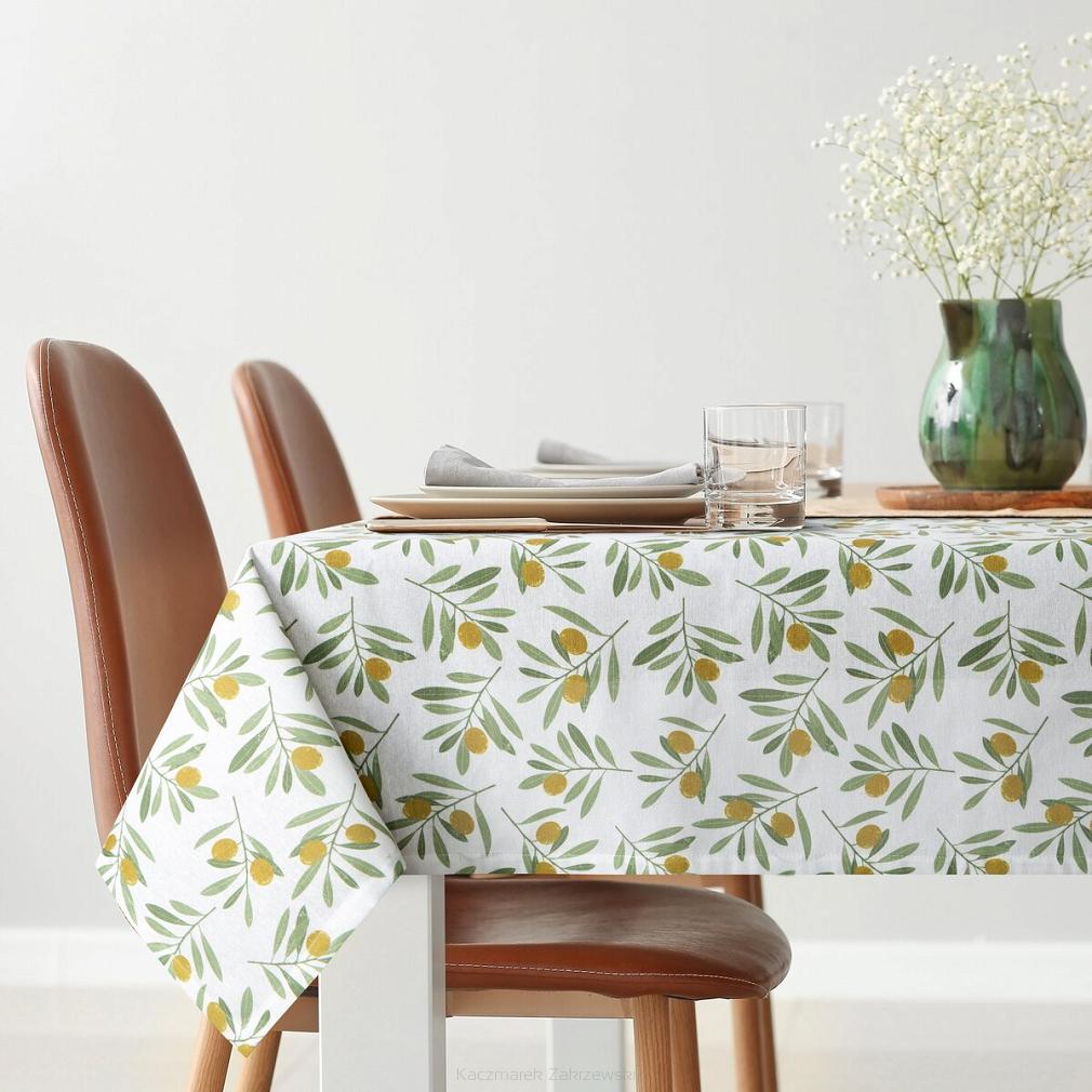 Obrus dekoracyjny wodoodporny ERIN 110x140 Eurofirany biały zielony w oliwne gałązki
