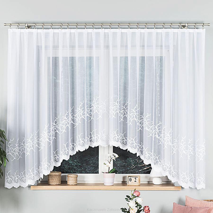 Firanka żakardowa gotowa na żabki BAKARO 420x160 biała