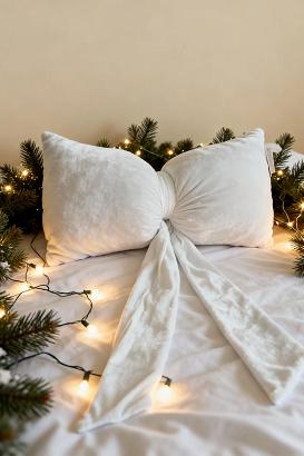 Poduszka dekoracyjna świąteczna 40x23 welurowa biała duża kokarda