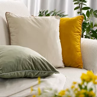 Poszewka dekoracyjna wałek GAJA5 15x45 Eurofirany musztardowa z lamówką