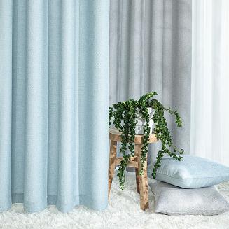 Zasłona gotowa na przelotkach MOLLY 140x250 strukturalna jasnoniebieska