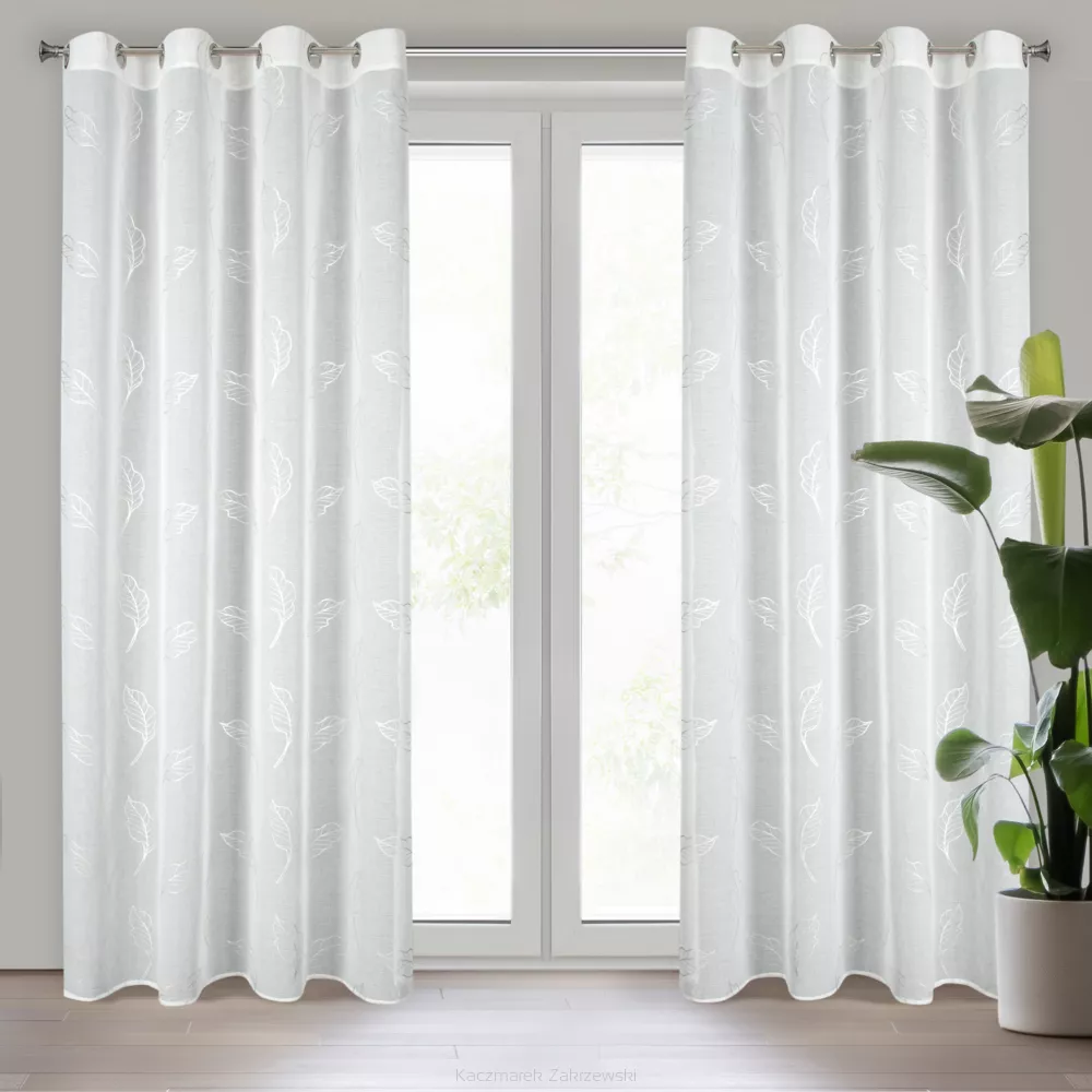 Firana gotowa na przelotkach SISI 140x250 Eurofirany