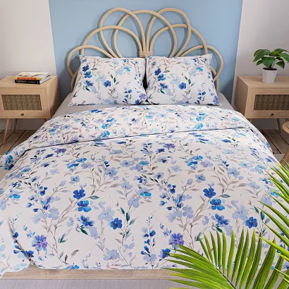 Komplet pościeli z bawełny satynowej FLORISSE 160x200 biała niebieskie błękitne kwiatki