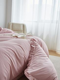Pościel satyna bawełniana 160x200 Ruffy Premium pudrowa z falbanką