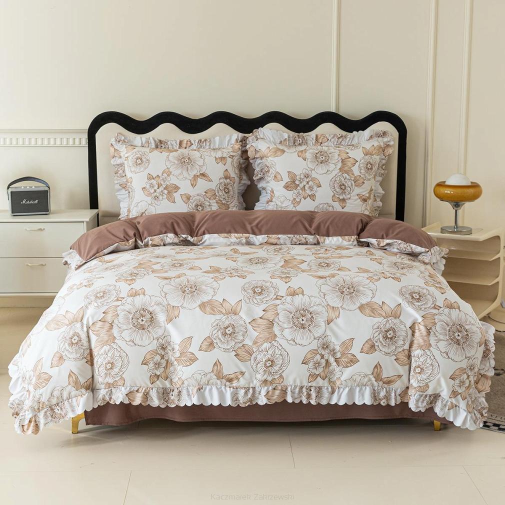 Pościel z falbanką160x200 kremowa brązowa mocha mousse rysowane kwiaty