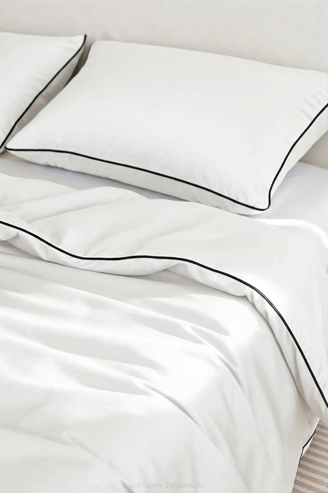 Pościel bambusowa 140x200 biała z czarną bizą