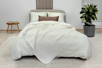 Koc bawełniano-akrylowy PURE 150x200 kremowy jacquard gofrowy wzór z frędzlami