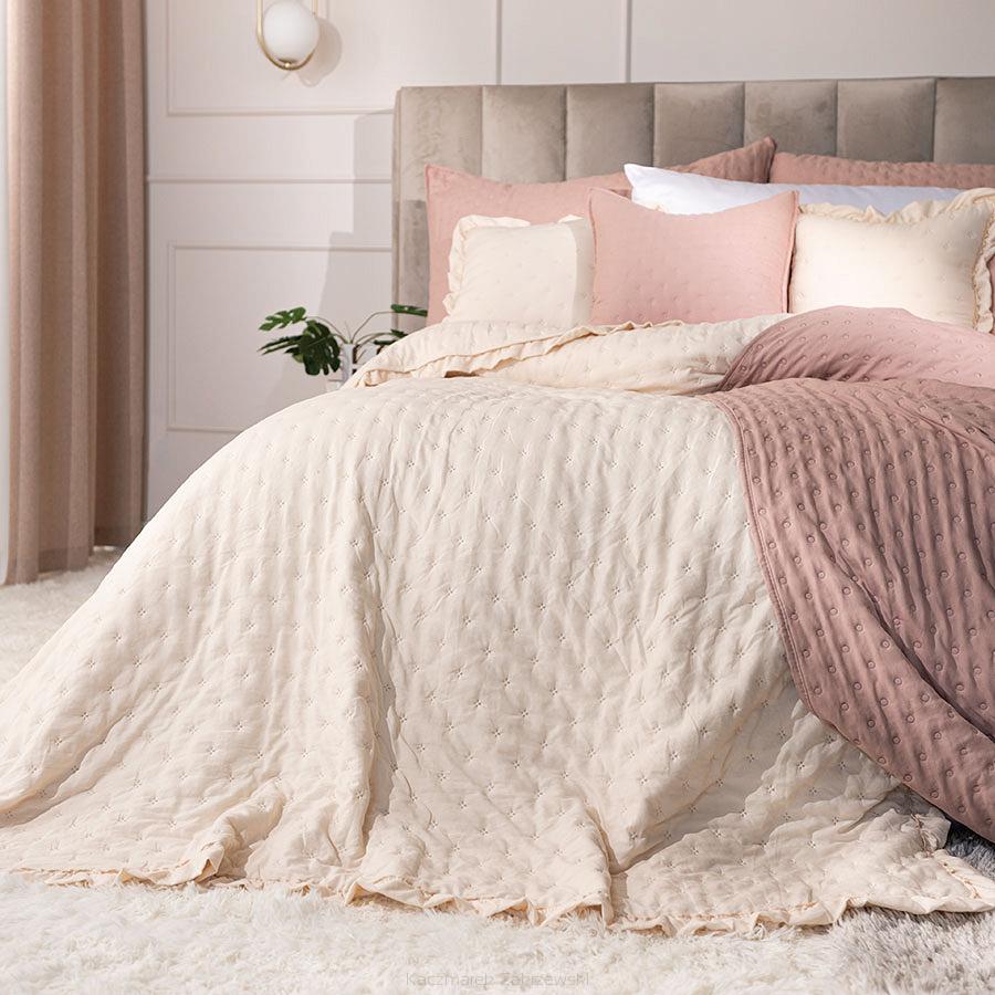 Narzuta dekoracyjna z falbaną WERONA 170x210 beżowa