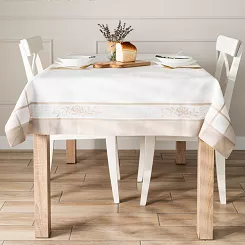 Obrus z kwiatowym haftem ASTRA 140x220 biały beżowy