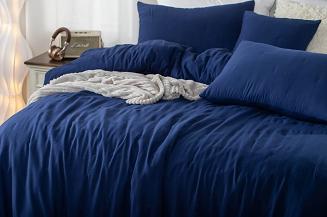 Poszewka fakturowana struktura do narzuty Dotta 45x45 szafirowa z haftem kropek