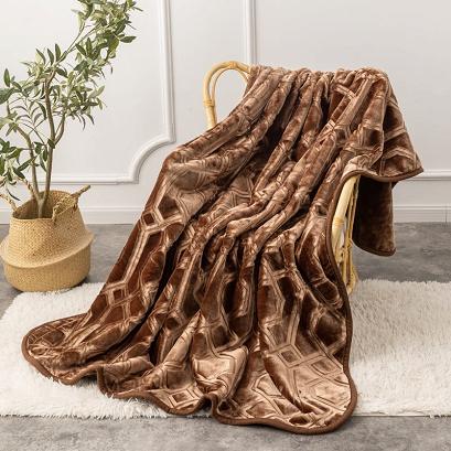 Koc akrylowy tłoczony VITO 200x220 geometryczny wzór brązowy