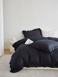 Pościel satyna bawełniana 220x200 Ruffy Premium czarna z falbanką