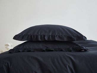 Pościel satyna bawełniana 220x200 Ruffy Premium czarna z falbanką