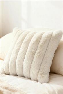 Kremowa Poszewka Futrzana 45x45 Bunny