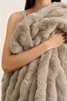 Taupe Gruby Futrzany Koc z Mikrofibry 200x220 Bunny